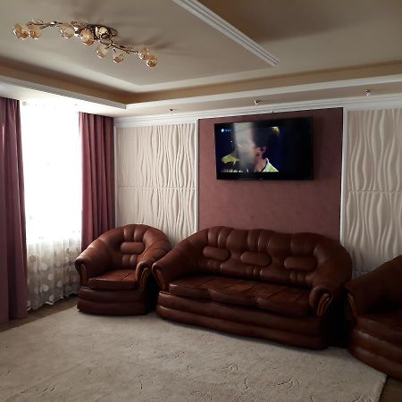 Apartment In A New House 크레멘축 외부 사진