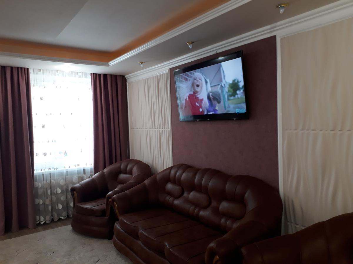 Apartment In A New House 크레멘축 외부 사진